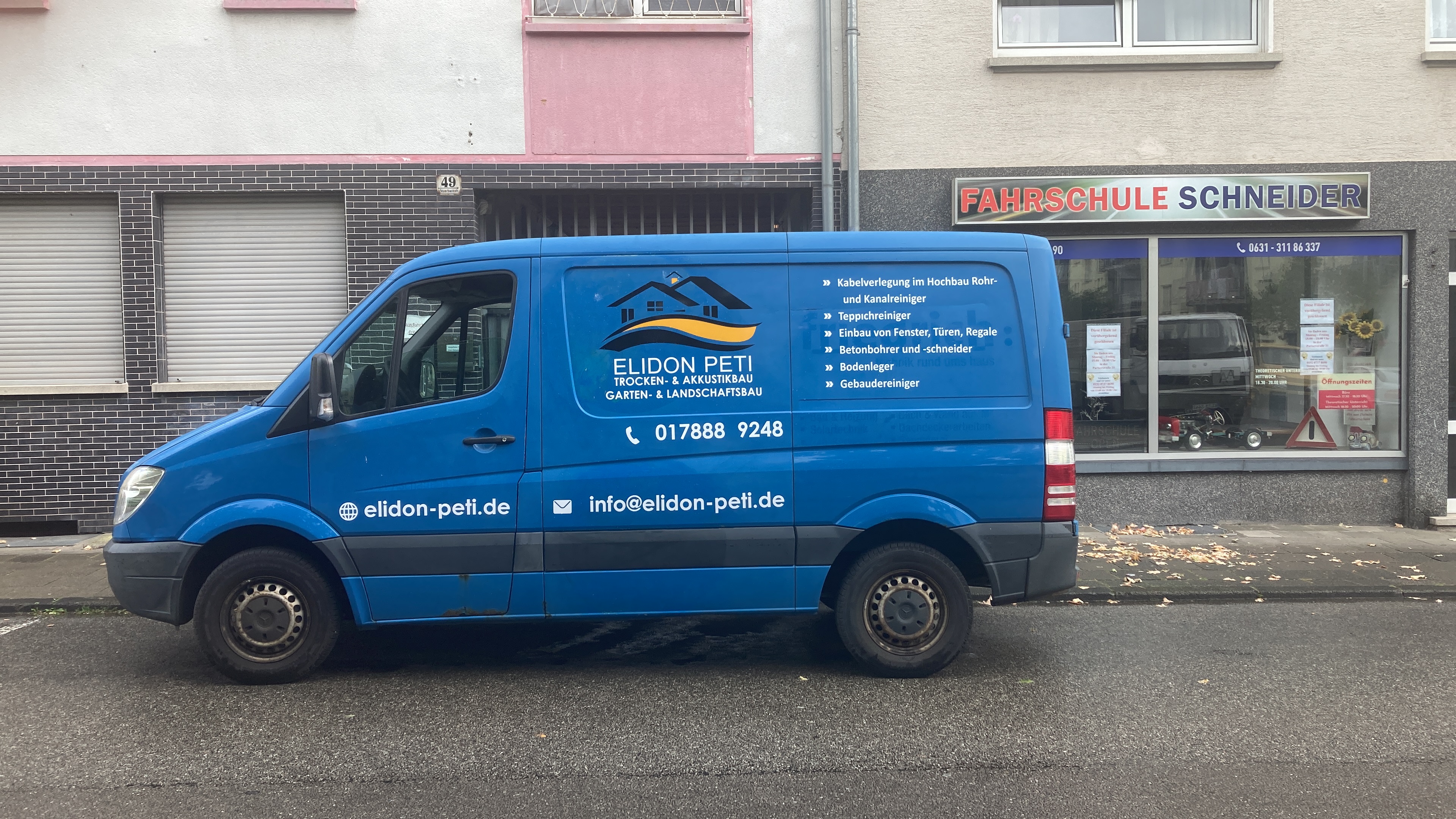 8BC96B10-574A-42C0-8779-599046D2B064