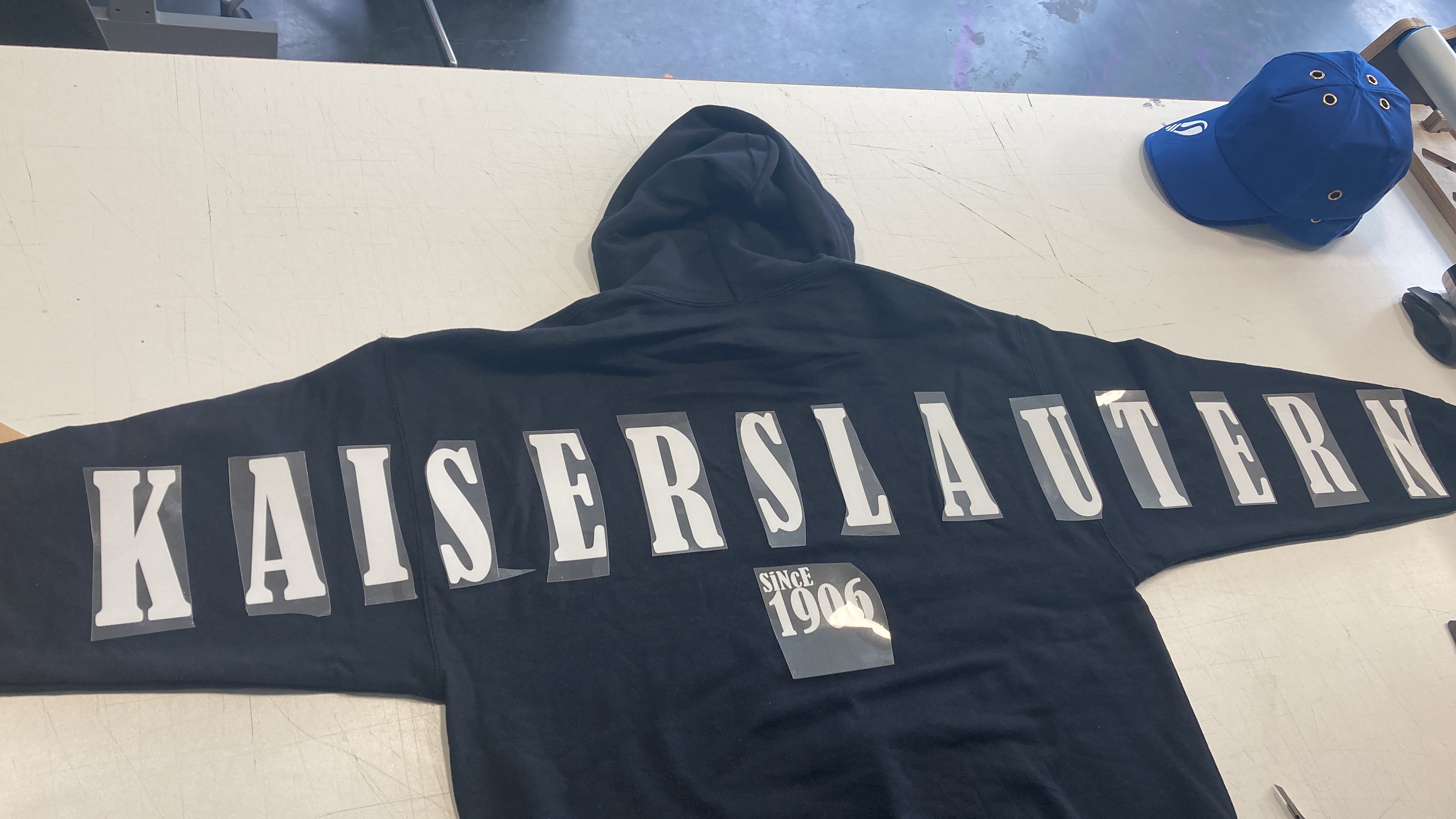 D7778A3B-0EE8-4548-A21F-7848F6003413